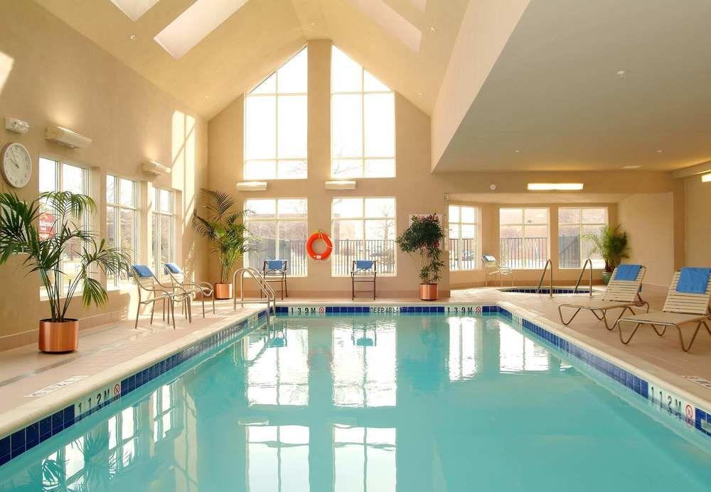 Residence Inn By Marriott Toronto Airport Екстер'єр фото