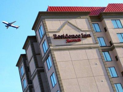 Residence Inn By Marriott Toronto Airport Екстер'єр фото