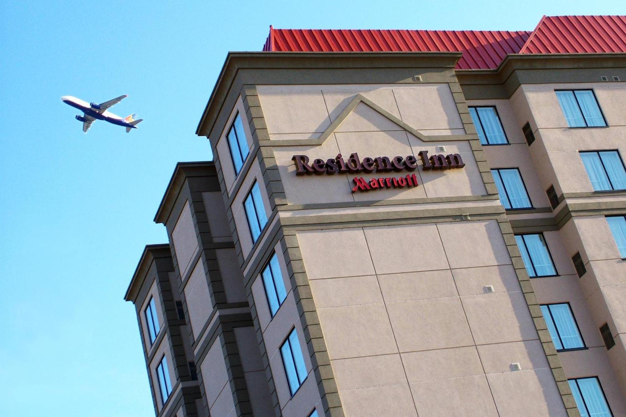 Residence Inn By Marriott Toronto Airport Екстер'єр фото