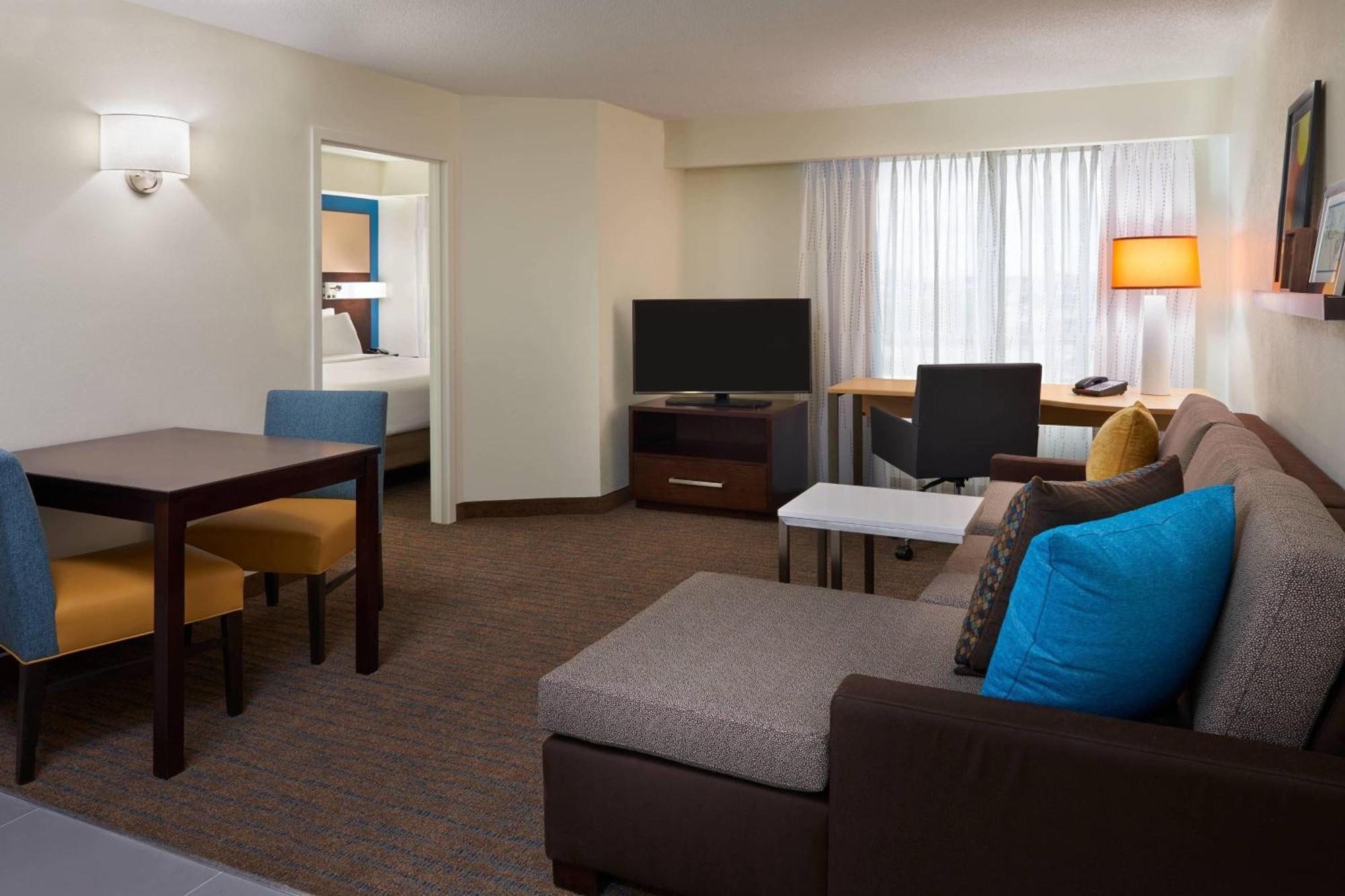 Residence Inn By Marriott Toronto Airport Екстер'єр фото