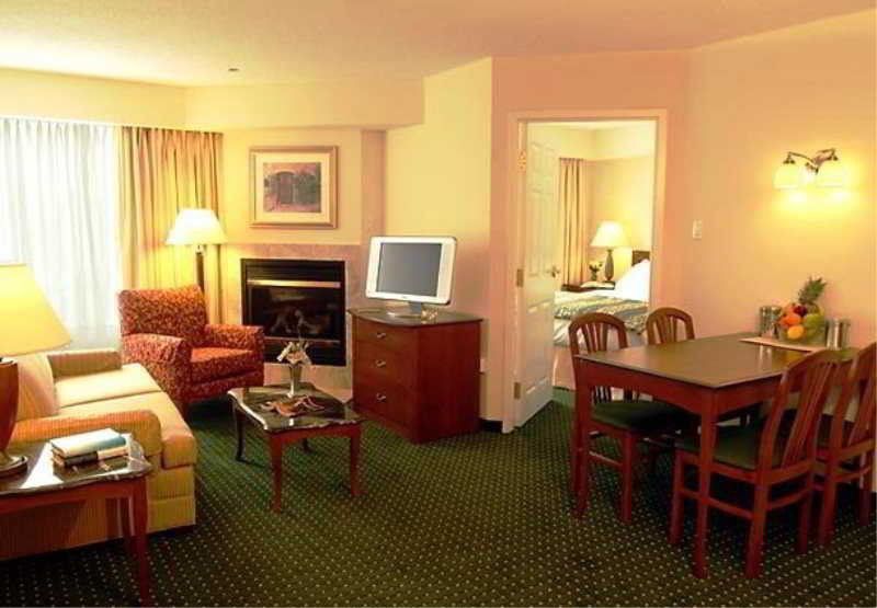 Residence Inn By Marriott Toronto Airport Екстер'єр фото